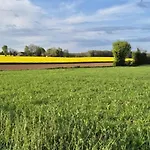 A La Jolie Campagne - Et Table D'hotes Bed & Breakfast 3*