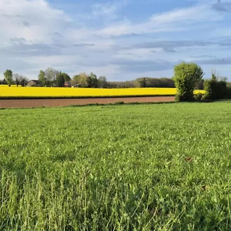 A La Jolie Campagne - Et Table D'hôtes Couette-café 3*