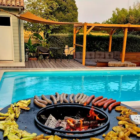 A La Jolie Campagne - Et Table D'hôtes Lorigné