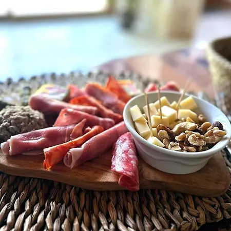 Bed & Breakfast A La Jolie Campagne - Et Table D'hotes Lorigne