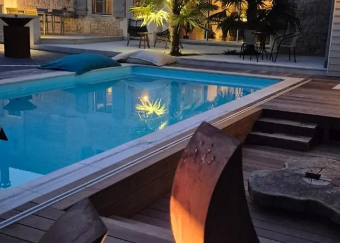 Bed & Breakfast A La Jolie Campagne - Et Table D'hotes