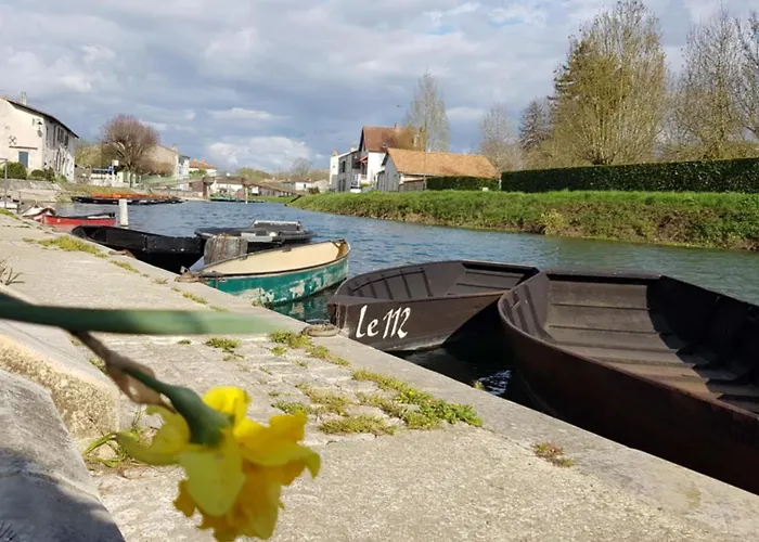 A La Jolie Campagne - Et Table D'hotes Bed & Breakfast Lorigne